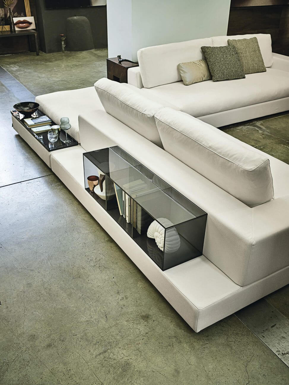 Arketipo sofa Plat design by Manzoni e Tapinassi