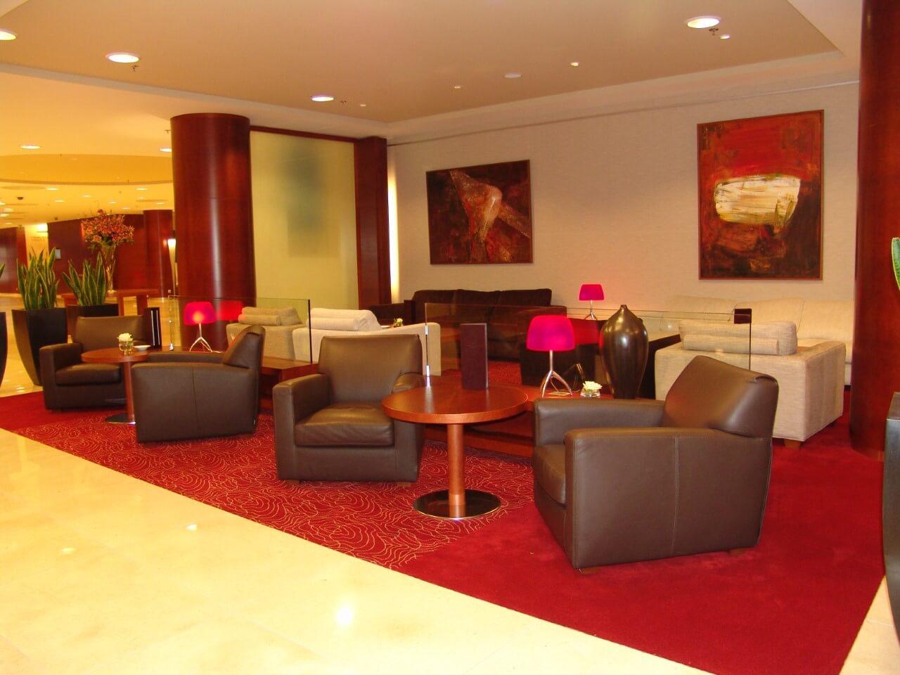 Hotel Crown Plaza