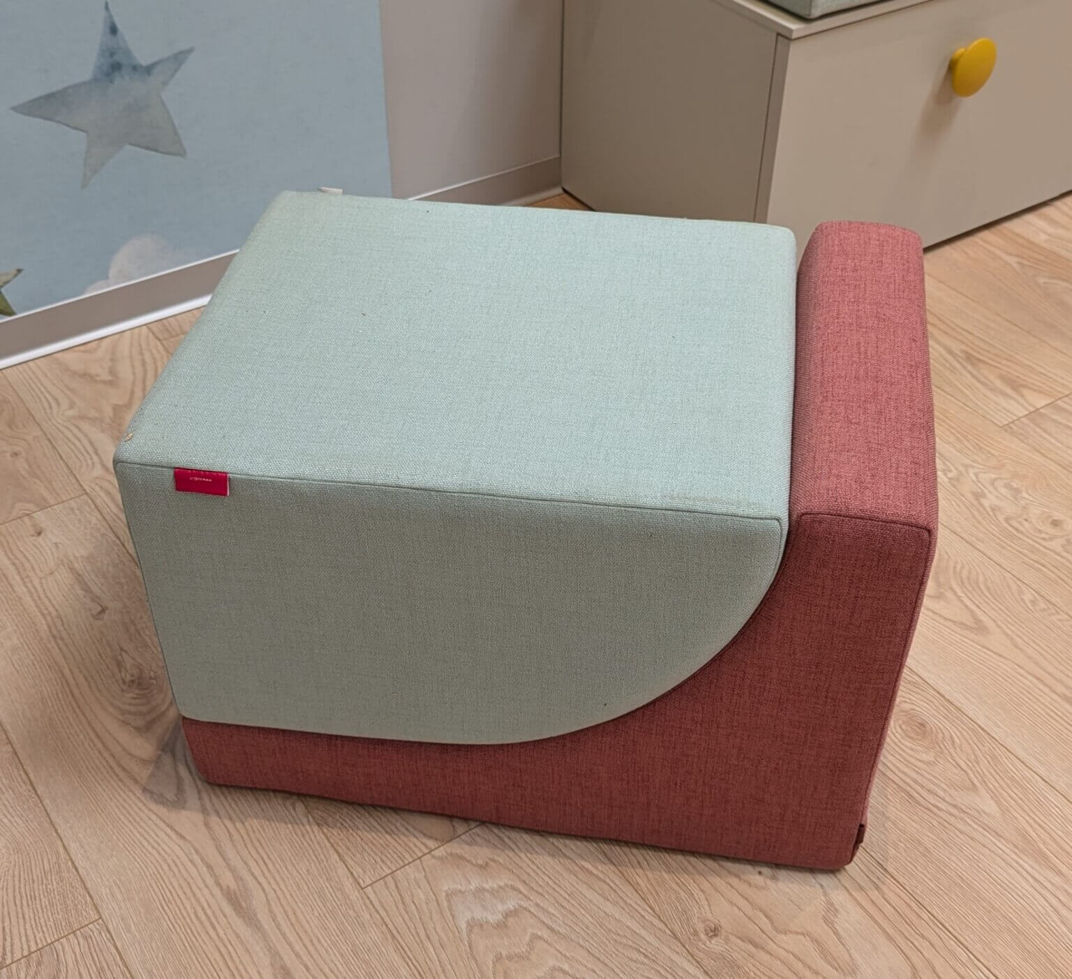 Klove Ottoman